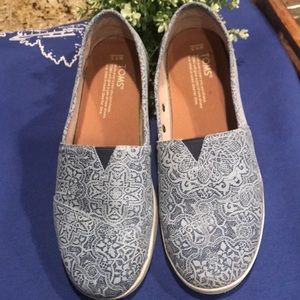 Toms Avalon Blue Print W8.5